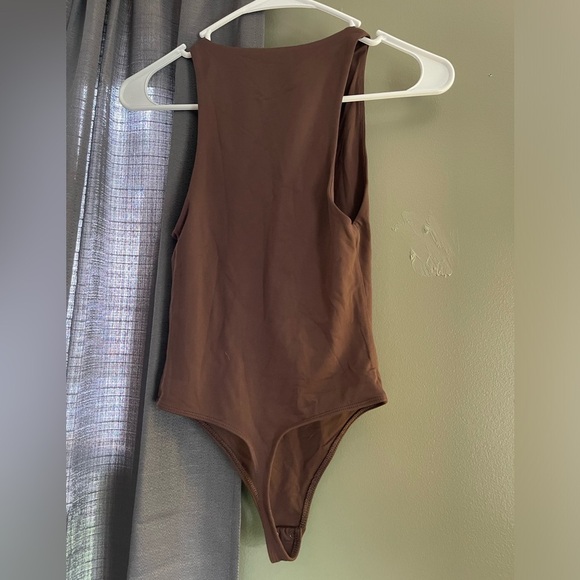 Aritzia Babaton Brown Thong Bodysuit size XS - Picture 4 of 4